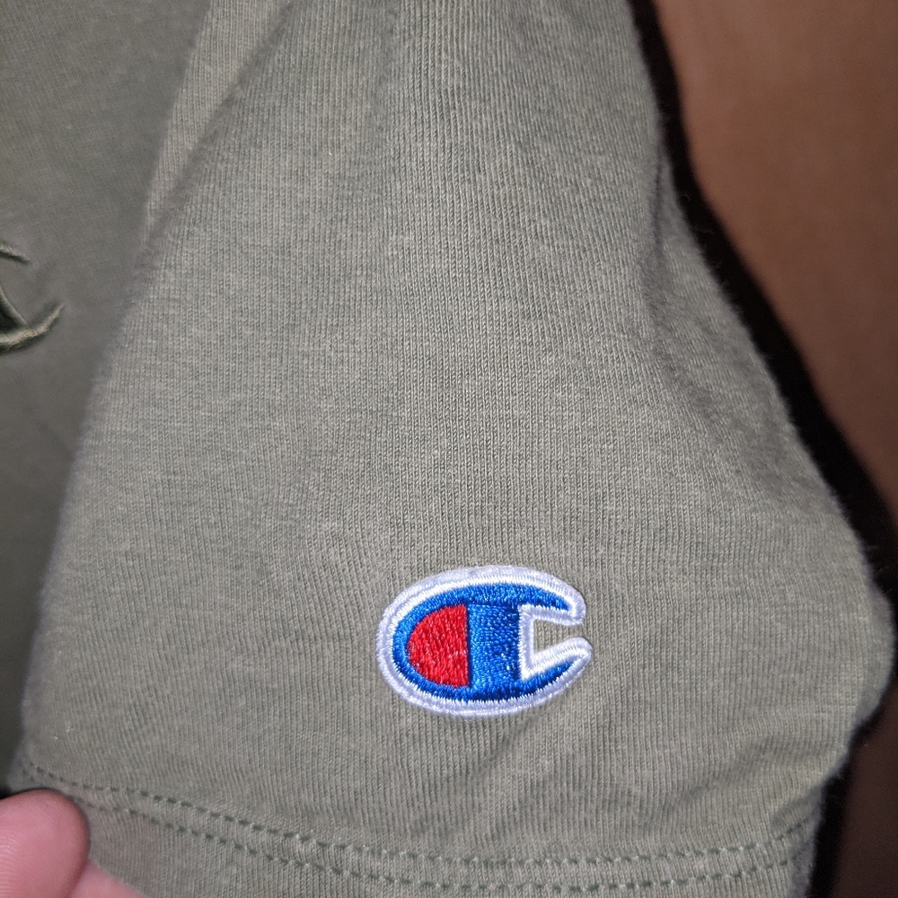 Champion T shirt